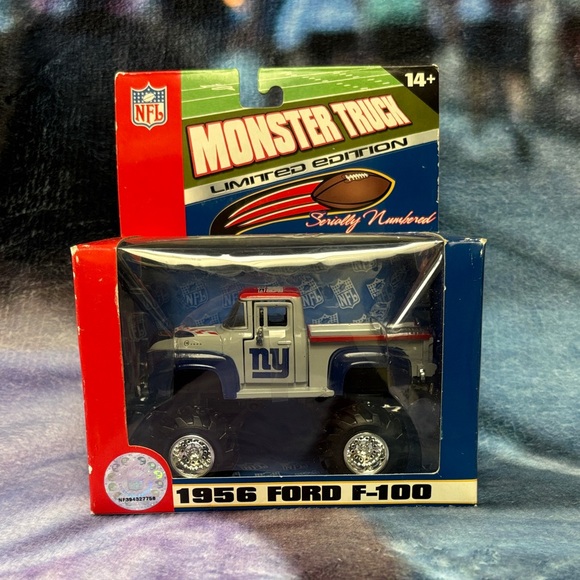 NFL Other - NFL Limited Edition New York Giants Monster Truck 1956 Ford F-100 NIP